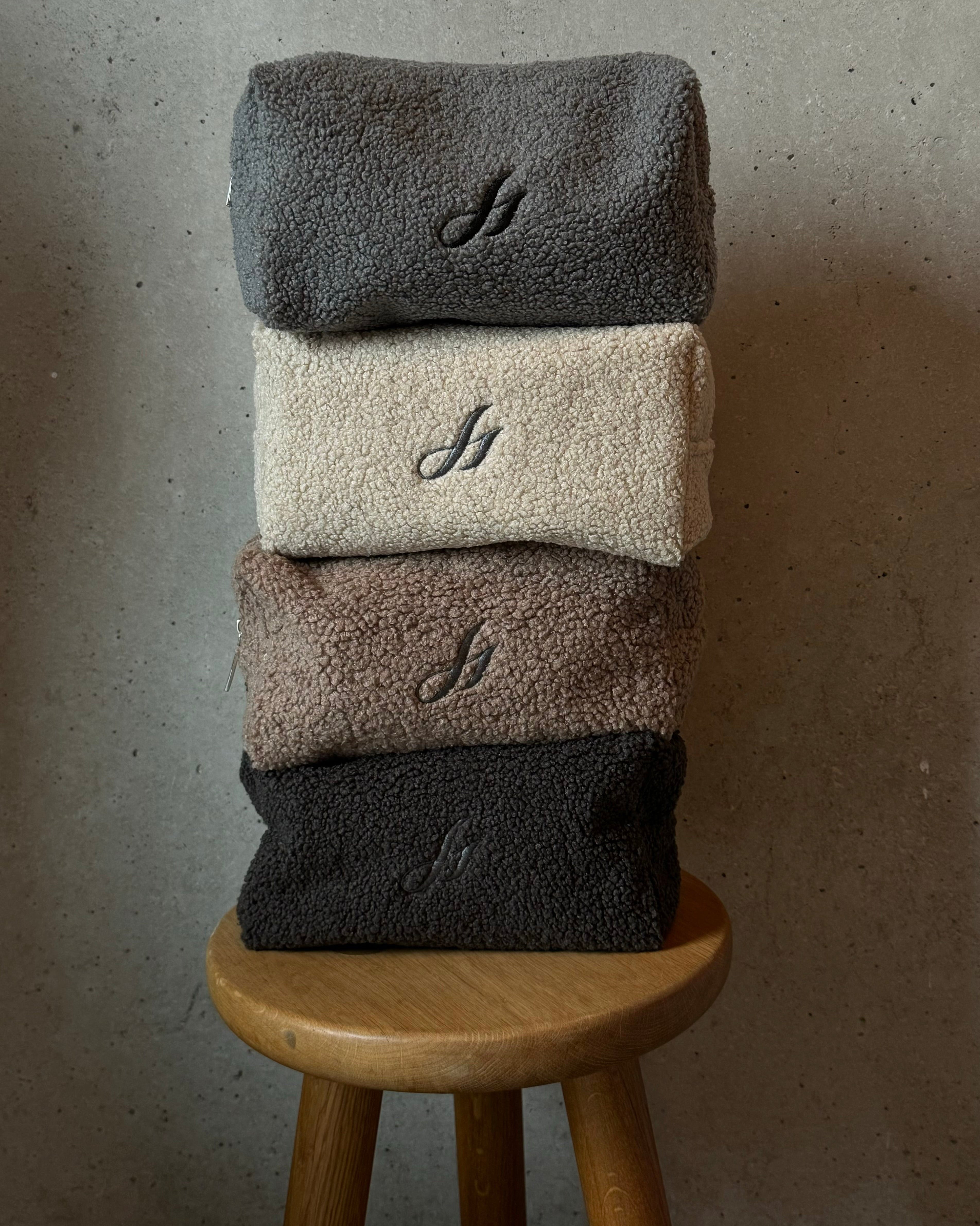 TROUSSES DE TOILETTE •4 coloris